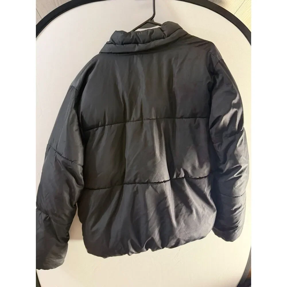 All in Motion Women’s Black Puffer Jacket Full Zip Minimalist Athleisure